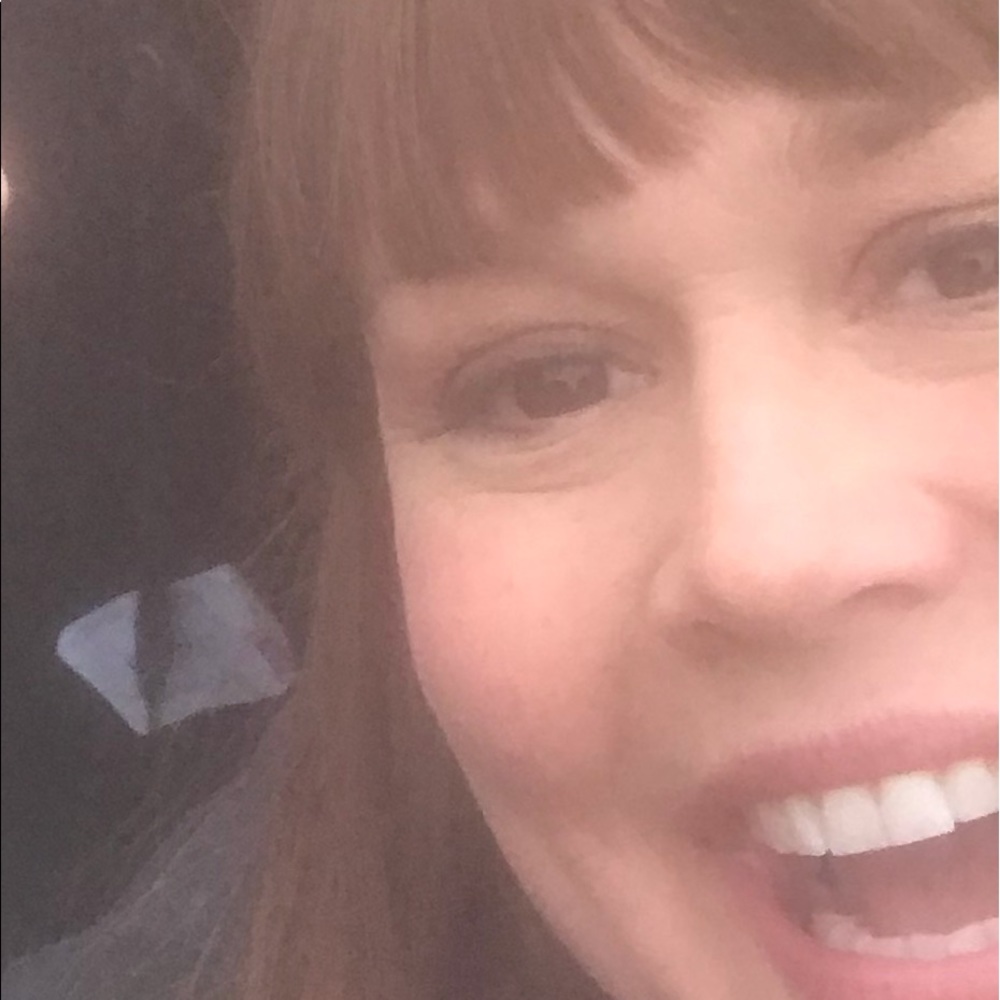 Meet your Posher, Shelly